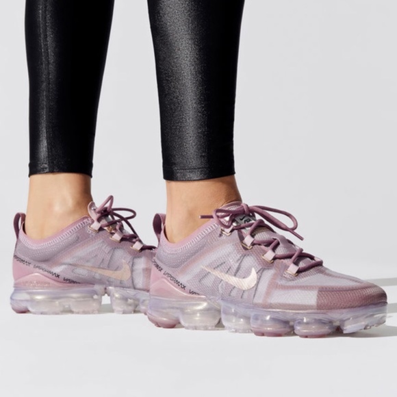 Nike Shoes - Nike Air VaporMax 2019 Plum Chalk